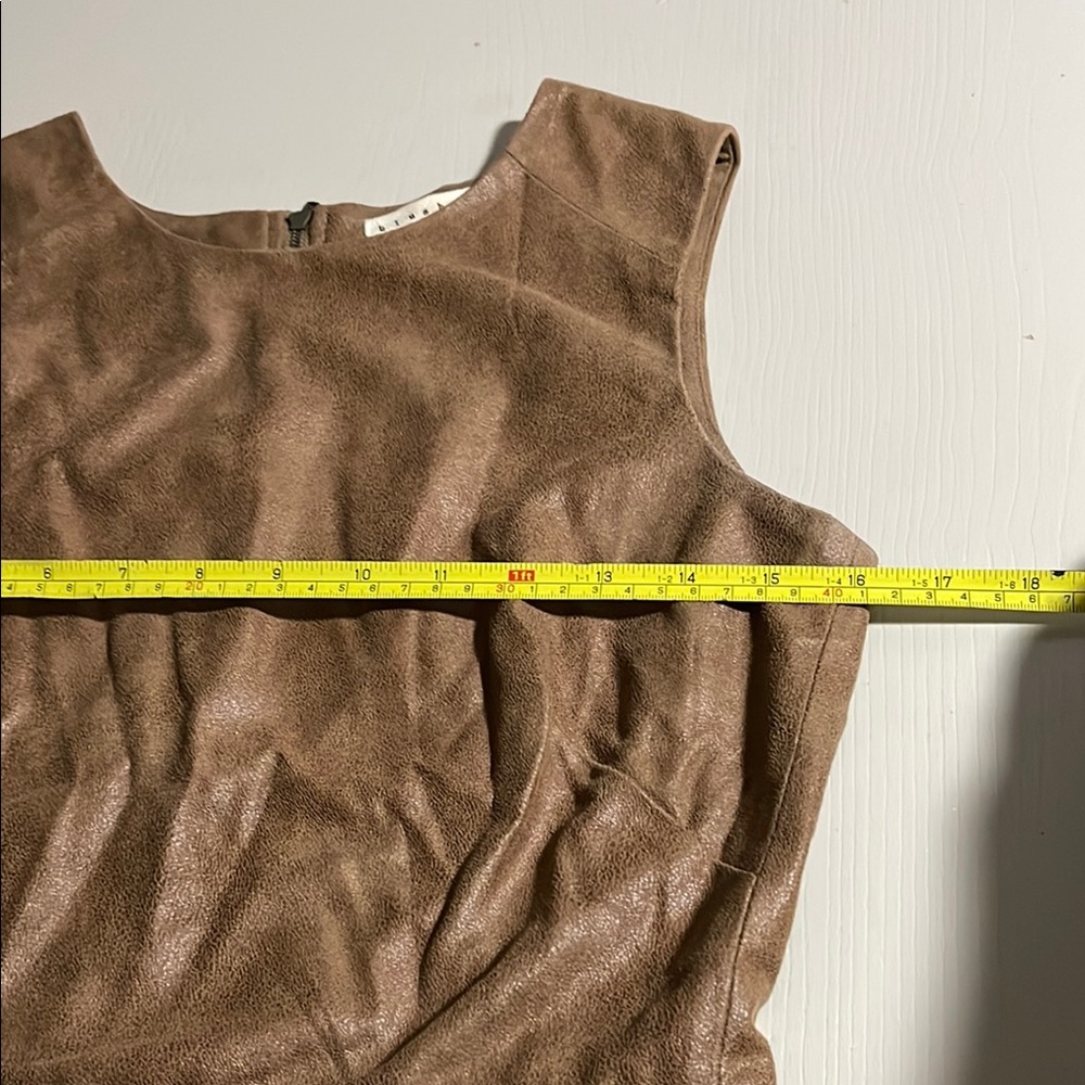 blush noir Camel Peplum Tank Top- Size Small - Picture 3 of 8